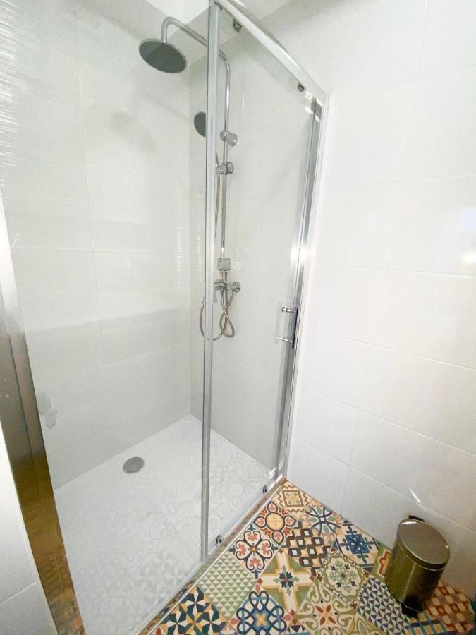 La De La Pointe Rouge Appartement